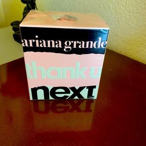 Thank U Next Eau the Parfum